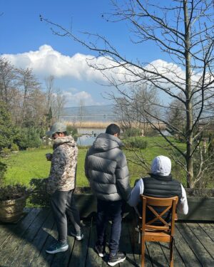 Burak Deniz Instagram - Ben,işler,kediler ve aile🕶️🥂