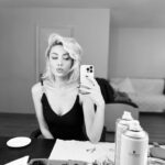 Burcu Binici Instagram - 🖤