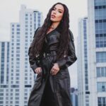 Burcu Güneş Instagram – Tek isteğim sadece SENveBEN ❤️‍🔥
UMRUMDA DEĞİL sabredemem
Her kusurunu ezberledim,
HİÇ BİR ANIMIZI mahvetmeden… 🔥 
📸 @busetirman