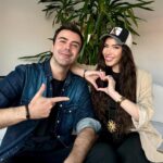 Burcu Güneş Instagram – Burcu Güneş ile röportajımız @kralpop kralmuzik.com.tr’de. 🚀 Kendisi ile müzik çalışmalarından özel hayatına çok keyifli bir sohbet gerçekleştirdik. @burcugunes ❤️🌞 #BurcuGüneş #Kralpop #Kralmuzik #röportaj