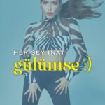 Burcu Güneş Instagram - ‘Dünya Gülümseme’ günüymüş bugün🌞Tam isabet🎯İçinizdeki çocuğu her şeye ve herkese inat her zaman yaşatın. Gülümsemenizi ve kahkahalarınızı kendinizden esirgemeyin ki sağlıklı ve mutlu kalın. Ömür boyu birlikte yaşayacağınız tek kişi var o da sizsiniz. Kendinizi sevin ve değer verin, güvenin, şefkat duyun, inanın🙏 #gülümse #burcugüneş #dünyagülümsemegünü