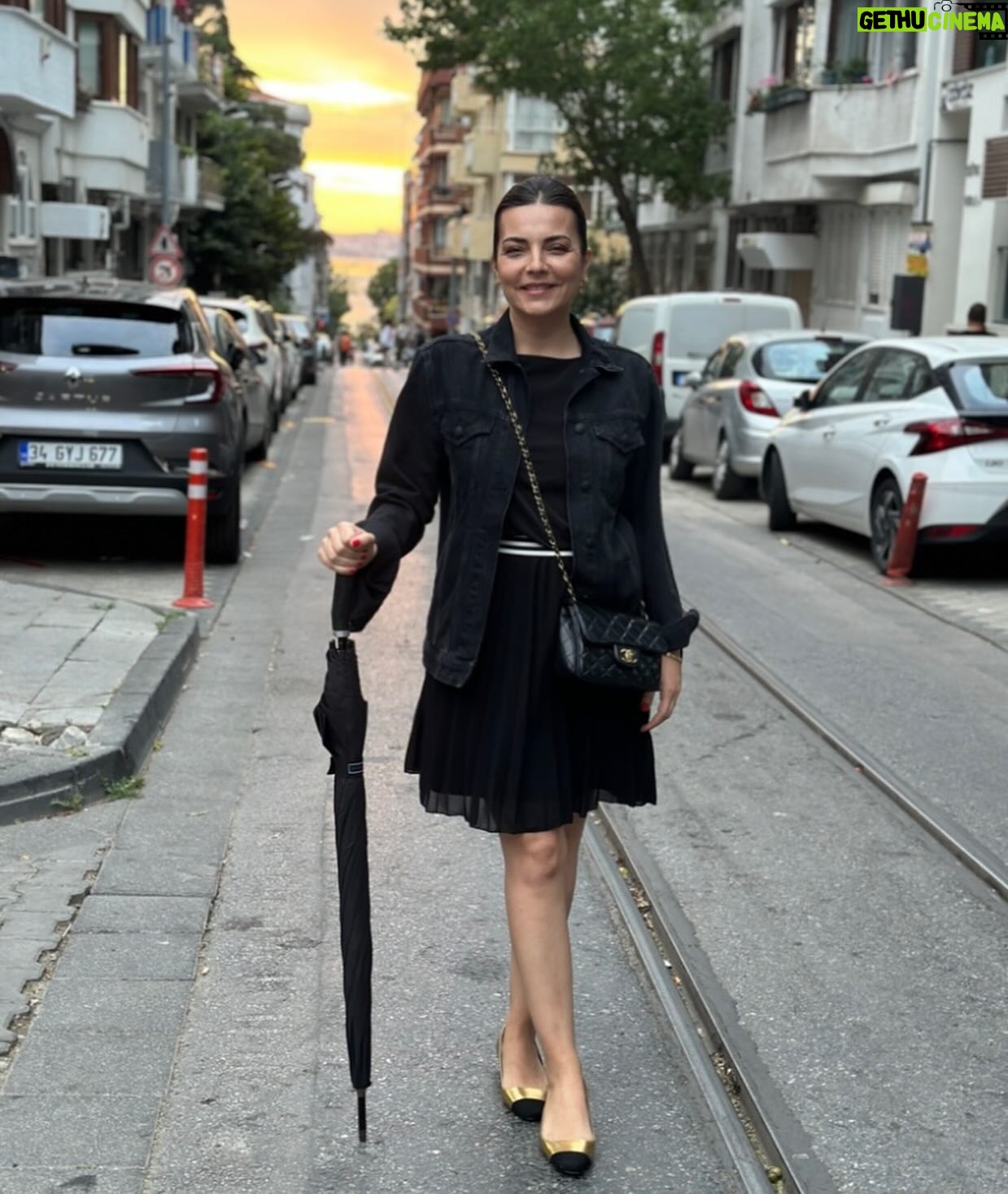 Burcu Kara Instagram - Moda'da bir sonbahar akşamı.Başbaşa olduğumuz ve fotoğraf çektiğimiz bir yürüyüşten.❤️