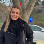 Burcu Kara Instagram - Puslu bir İstanbul günü.Yedi tepe İstanbul'un bir tepesinde çekmiştik bu set fotoğraflarını.Seval komiser kostümü ama Burcu bakışları.😎Akşama Arka Sokaklar'da görüşürüz.Sevgiyle🙋‍♀️
