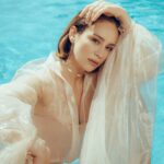 Buse Arslan Instagram - Mavi mavi masmavi🌀 @moodboardmags