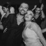 Buse Arslan Instagram - Everybody dance ! We never stopped! @begumbdh Muhteşem tasarımı 💫 styling: @mehtapstefou @gbgstyle Harika fotoğraflar @hakanakmanwedding @artibir Ve özel teşekkür tüm yeniliklerinize bayıldık.
