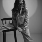 Buse Arslan Instagram - Styling @knitologysociety 💫 📸@onuryasarow