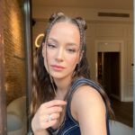 Buse Arslan Instagram - 🤟🏿
