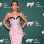 Busy Philipps Instagram - SHOWING UP FOR ABORTION ACCESS IS MY MET BALL✨ @brigidalliance raises funds to help people access abortion care when they are unable to because of where they live. I was thrilled to be able to support the work they’re doing and also to introduce my beautiful friend @sarabareilles and see my other beautiful friend @beaniefeldstein and to get to talk with Jill and her husband Matt and hear their heartbreaking experience of losing their first daughter Ivy Grace and being denied the care they needed. I’m grateful for @brigidalliance and really all of the organizations that continue to work tirelessly to ensure people can have compassionate and safe healthcare ❤️ GLAM: hair: @matthewmonzon makeup: @kmannmakeup styling: @daniandemmastyle assisted by @ashleyafriyie Top/Skirt: Afffair @afffair.fff Bag: THEMOIRé @themoire Shoes: Andrea Wazen @andreawazenofficial