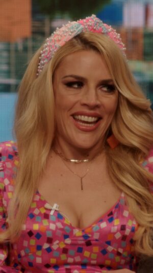 Busy Philipps Instagram - is it me? am I the drama? i don’t think i’m the drama…

📺: girls5eva, now streaming
