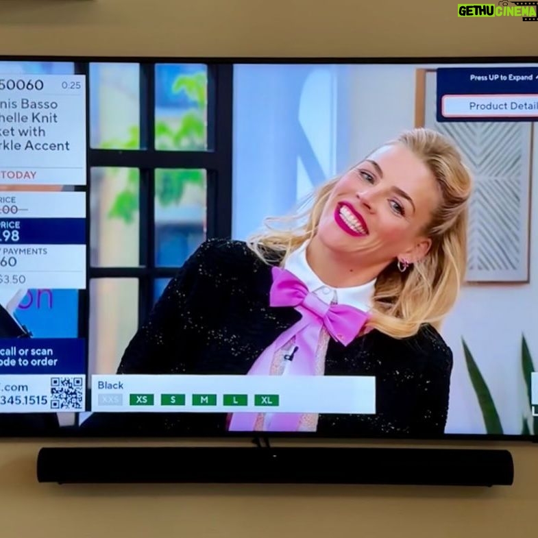 Busy Philipps Instagram - 1. my life continues to be so wild and honestly i love it and i built it that way and i’m here for it 2. @surefineokay , a monocle and @thebenshoppe to benefit @trevorproject was perfect. 3. i like this corner always 4. facetimed 5. bodega cat 6. a poll which was a resounding win for “ass” 7. felt like summmmmmer almost 8. window selfie geens 9. @chaninicholas @chani.app gets it. 10. i guess i wear these glasses now because i don’t want to miss a meme(sung to the tune of i don’t want to miss a thing- is that something maybe??)