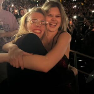 Busy Philipps Instagram - 💜We love Olivia Rodrigo so much💜it was beyond special to get to see her at MSG last night 😭 Such an incredible rock show! I feel so lucky I get to be the mom of these kids💕Someday I WILL find the picture of a 12 year old @oliviarodrigo with a 6 year old Birdie Silverstein at a meet and greet for Grace Stirs Up Success 😂💜
Also- please enjoy the side by side of me at age 19 and birdie last night in the same dress- YES ITS TRUE WE LOOK V SIMILAR 😭💜❤️( dress is @betseyjohnson from the 90s!)