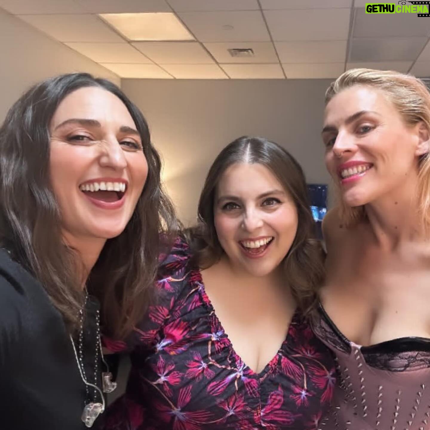 Busy Philipps Instagram - SHOWING UP FOR ABORTION ACCESS IS MY MET BALL✨ @brigidalliance raises funds to help people access abortion care when they are unable to because of where they live. I was thrilled to be able to support the work they’re doing and also to introduce my beautiful friend @sarabareilles and see my other beautiful friend @beaniefeldstein and to get to talk with Jill and her husband Matt and hear their heartbreaking experience of losing their first daughter Ivy Grace and being denied the care they needed. I’m grateful for @brigidalliance and really all of the organizations that continue to work tirelessly to ensure people can have compassionate and safe healthcare ❤️ GLAM: hair: @matthewmonzon makeup: @kmannmakeup styling: @daniandemmastyle assisted by @ashleyafriyie Top/Skirt: Afffair @afffair.fff Bag: THEMOIRé @themoire Shoes: Andrea Wazen @andreawazenofficial