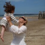Éloïse Appelle Instagram - Sur la plage abandonnée, coquillages et crustacés 🐚