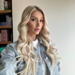 Éloïse Appelle Instagram - BACK TO LONG HAIR ✨ Bon j’ai beaucoup hésité parce que vraiment j’étais faaan de mon carré mais les beaux jours arrivent et je commençais à être nostalgique des cheveux long.. Merci ma @sabrina_creation pour ces cheveux de princesse 🥰 Vous aimez? 🫶🏼