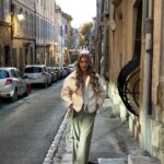 Éloïse Appelle Instagram – De base je voulais faire une photo avec la golden hour mais comme très souvent j’étais en retard 😅 
Merci au phare de la voiture à Nacca du coup 😭