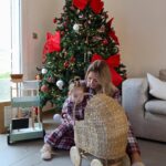 Éloïse Appelle Instagram - CONCOURS VERTBAUDET 🎅🏼✨ Vous connaissez notre amour pour les jouets de la marque @vertbaudetfr ils sont tellement beaux et surtout très qualitatif! 🫶🏼 Je suis donc très heureuse de pouvoir vous faire plaisir pour Noël et vous proposez de remporter une carte cadeau de 200€ chez @vertbaudetfr 🎅🏼🎄 Pour participer c’est tout simple: -S’abonner au compte @vertbaudetfr -Liker la publication -Inviter 2 amies en commentaires Vous avez jusqu’au 11 décembre pour participer ✨ Bonne chance à tous 🍀 #collaborationcommercialerémunérée