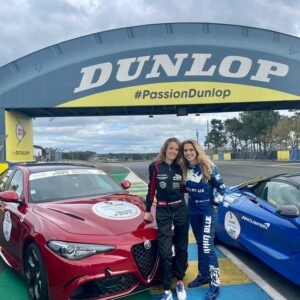 Élodie Fontan Instagram - Journée incroyable sur le fameux circuit Bugatti du Mans 🤩🏎️ 

Merci @talonpiste de m’avoir offert cette belle opportunité, cette chance de représenter la belle association 
@mecenatcardiaque , qui fait un travail incroyable et permets à des enfants atteints de malformations cardiaques d’être opérés. 

Merci à ma super coach @prissoup2b  pour sa bienveillance et ses précieux conseils, si heureuse d’avoir partagé cette journée avec toi .

Je rentre les yeux pleins d’étoiles d’avoir participé à ce si joli événement 🙏🏼 

@talonpiste @mecenatcardiaque @24heuresdumans merci @clemcs.photos pour la seconde photo