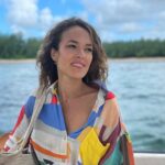 Élodie Fontan Instagram - Holidays 🌺🌞🏝️🌅🐠😴💃🏻🍉🍹🤩💖