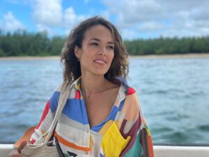 Élodie Fontan Instagram - Holidays 🌺🌞🏝️🌅🐠😴💃🏻🍉🍹🤩💖