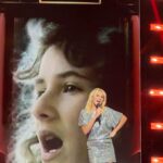 Élodie Gossuin Instagram – ❣️ Votre numéro 1 du Top 50 de tous les temps que vous pouvez écouter en boucle ? 🎼🎧 

Sur @m6officiel demain on fête les 40 ans du Top 50 dès 21h10 avec tous vos numéros 1 . Les Années 80, Soirée de fête & Paillettes 🥳🥳