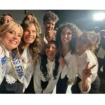 Élodie Gossuin Instagram – Bonheur de vous retrouver mes Queens 👑 … 
et d’avoir honoré la mémoire de notre Grande Dame ❤️

Bienvenue @evegillesoff dans la grande famille des Miss 🩷