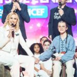Élodie Gossuin Instagram - Ce soir sur @w9officiel on chante pour l’Unicef 💙 Pour nos enfants, pour Chaque Enfant 💙 Rdv à 21h10 pour fêter les 100 ans des Droits des Enfants et être ensemble pour demain 🤝🫶
