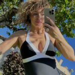 Émilie Fiorelli Instagram - SUMMER MOOD ☀️ Je découvre une nouvelle marque pour l’été et j’adore @cupshe_fr Vous les trouvez pas canon ces maillots ? Gros coup de cœur pour ce une pièce noir et blanc 😍 Non seulement ils sont beaux, mais ils sont aussi incroyablement confortables Profitez de l’été dans le confort avec les maillots de chez @cupshe @cupshe_fr ! ☀️ Pour la fête des mères, bénéficiez jusqu’à 70% de remise profitez de mon code promo pour obtenir en plus des remises exclusives : * emilie15off (15% à partir de 69 euros) * emilie20off (20% à partir de 109 euros) ☀️👙🤍 #cupshe#cusphecrew#cupshecondience #collaborationcommerciale