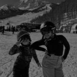Émilie Fiorelli Instagram - Mes stars au ski 😍 Les manières de Louna jpp 🤣 J’ai fait cette vidéo à la demande de Louna elle adore ça ☺️
