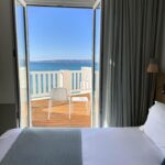 Émilie Fiorelli Instagram - @lesbordsdemer 🌊 Le plus beau spot 😍 #marseille *invitation Vous connaissez cet hôtel ?