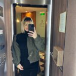 Émilie Fiorelli Instagram - Dump Elevator 🪞 Plutôt one, two ou three ? 🤪