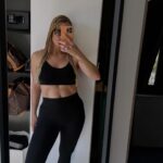 Émilie Fiorelli Instagram - 1 - Moi 2 - Moi en faisant le signe Jul 🤪 3 - Moi dans l’ascenseur 4 - bon bah moi encore 5 - the Mask 6 - Nous 🫶🏻 7 - Ma foi encore moi 😭 8 - No comment ! 9 - je la trouve incroyable 😍 10 - C’était le feu 🔥
