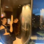 Émilie Nef Naf Instagram - « Une soirée exquise empreinte de rires complices, d’amitié sincère et de conversations pétillantes, où le champagne se mêle à nos éclats de joie, illuminant la nuit de notre complicité éternelle. » Émilie ✨🤍