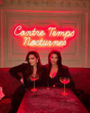 Émilie Nef Naf Instagram - À Lille avec la copine ☺️