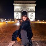 Émilie Nef Naf Instagram – Paris 💙🤍❤️