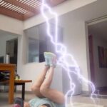 Érika Villalobos Instagram - ¿Qué me llevo del 2023? Respuesta: el panetón y la cena navideña. Así que este 2024 mi primer objetivo será bajar todas esas harinas y azúcares que no querrán irse de mi cuerpo por voluntad propia. ¡A moverse se ha dicho! ( Así llueva o truene ). Y no olvidar cantar y bailar ( Ver final ).
