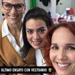 Érika Villalobos Instagram - Una experiencia “de locos” lo que fue MADRES, el musical en Miami. 🌟🌟🌟🌟 Gracias a @tarikosan, @fiorellamilla, @valinbalon y a todos los que trabajaron 💪🏽 en Perú y en USA para que esto se hiciera realidad. @veranodelnoventaynueve @danitzamb99 @preludioac. A mis hijitos Mikael y Fernanda por ser parte de este musical, por ser mi apoyo y darme tanto amor. A mis amigas preciosas @alexandragrana @rossana.fm y @gianellaneyra_ por esa magia que llevan dentro, que hace que ocurran cosas increíbles dentro y fuera del escenario. Y, finalmente, gracias al público que estuvo presente, más grande que nunca, riendo , llorando, aplaudiendo. Nos vamos con una sonrisa enorme y el corazón llenito llenito.