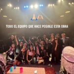 Érika Villalobos Instagram - Una experiencia “de locos” lo que fue MADRES, el musical en Miami. 🌟🌟🌟🌟 Gracias a @tarikosan, @fiorellamilla, @valinbalon y a todos los que trabajaron 💪🏽 en Perú y en USA para que esto se hiciera realidad. @veranodelnoventaynueve @danitzamb99 @preludioac. A mis hijitos Mikael y Fernanda por ser parte de este musical, por ser mi apoyo y darme tanto amor. A mis amigas preciosas @alexandragrana @rossana.fm y @gianellaneyra_ por esa magia que llevan dentro, que hace que ocurran cosas increíbles dentro y fuera del escenario. Y, finalmente, gracias al público que estuvo presente, más grande que nunca, riendo , llorando, aplaudiendo. Nos vamos con una sonrisa enorme y el corazón llenito llenito.