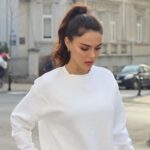 Özgü Kaya Instagram - last winter but lovely memory🤍