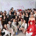 Özgü Kaya Instagram - 8 Mart❤️ Frida Kahlo’dan ilham alınarak @sudietuzofficial tasarımıyla, @aslibilge makyajımla, canımm @aydantas1 ın gerçekleştirdiği @gelecegin.guclukadinlari projesiyle harika kadınlarla çalıştım✨ Kendi potansiyelinin farkında, sınırlarını zorlayan, dokunduğu her yeri ve her şeyi güzelleştiren, geliştiren, ilham veren kadınlar iyi ki var :) Dünya emekçi kadınlar günümüz kutlu olsun🌹