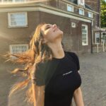 Özgü Kaya Instagram - sun kissed✨