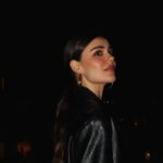Özgü Kaya Instagram - 🖤