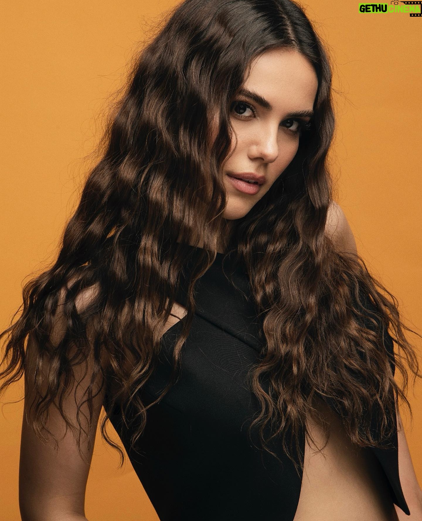 Özgü Kaya Instagram - @muhsinakgunofficial 🧡 #tbt