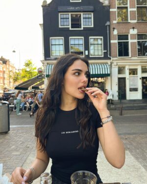 Özgü Kaya Instagram - sun kissed✨
