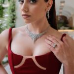 Özge Özaçar Instagram – Cannes, Campari, Cinema ♥️ 
@campariofficial 

#WeAreCinema #Cannes2024

Photographer @cihanalpgiray
Stylist @cerenalist 
Hair and Make up @irinayanz.makeup
Dress @salihbalta 
Jewellery @damiani @quadranluxurytimepieces
@carltoncannes 

#ad