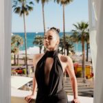 Özge Özaçar Instagram – Red carpet experience always better with @campariofficial ♥️ What a homecoming! Cannes, I have missed you so much!
Special thanks to my crew! 🤍
Photographer @cihanalpgiray
Stylist @cerenalist
Hair @patrickandmarcel
Make up @irinayanz.makeup
Dress @rasitbagzibagli
Jewellery @damianiofficial
Shoes and bag @santoniofficial
@carltoncannes
#ad
#RedPassion #CampariCinema #Cannes2024 #WeAreCinema
#drinkresponsibly
