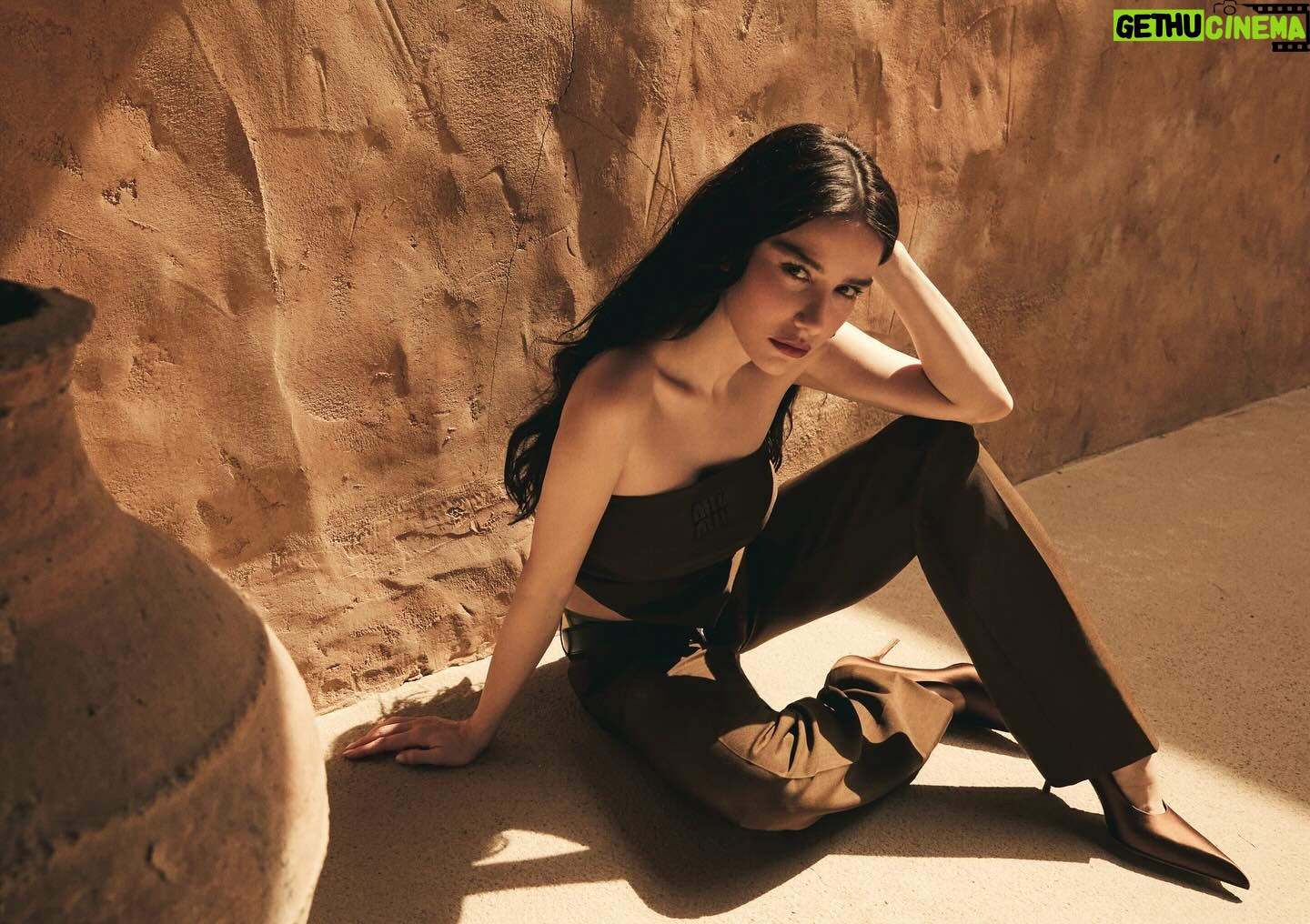 Özge Gürel Instagram - Biraz güneş iyi gelir 😌☀️