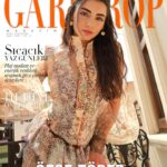 Özge Törer Instagram - Özge Törer: Romantik, Alımlı ve Güzel ✨ “Bala Hatun’un savaşçı güçlü kadın profili, güzel kalbi ve asaleti en bütünleştiğim ve sevdiğim yönleri. Beni daha sakin ve sabırlı yapan tarafı da hayatıma kattığı özellikleri.” diyen Özge Törer, sorularımızı tüm samimiyetiyle yanıtlayarak iç dünyasına yolculuk etmemizi sağladı. Duyarlı, güzel ve samimi başarılı oyuncu Özge Törer ile çok keyifli bir kapak çekimi gerçekleştirdik. 🦋🌸 @ozgeetoreroffical @gardiropmagazin #gardiropcover #gardiropmagazin   Yeni sayımız tüm dijital platformlarda ✨   #ozgetorer Yayınlar Direktörü: @gulay_ozdemir Fotoğraflar: @baran__altindag Video: @unalavcii Moda ve Güzellik Direktörü: @caglakucukdereli Styling: @irmakozdener Saç: @batuhangelisli Makyaj: @rufiyekalmazz @theserkankalmazz Kurumsal İletişim: @mine.gunduz Marka İletişimi: @yoncayalki Prodüksiyon: @nutekstudio Fotoğraf Asistanı: @bymehmetkurt Styling Asistanı: @busratoprak Saç Asistan: @cerengavasoglu Mekan: @hotelortakoy Teşekkürler @ontalent.tr @alikeser_ @enesselcotur @basakgunesberk