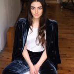Özge Törer Instagram - 💙