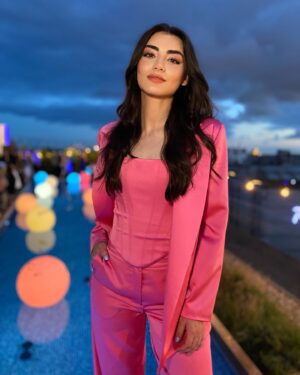 Özge Törer Instagram - 🌌