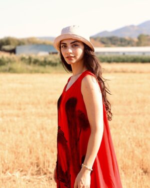 Özge Törer Instagram - 👒